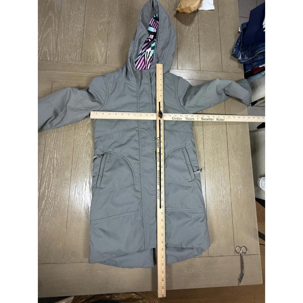 Ivivva Parka Kids Size 10 Gray Insulated Hooded Puffer Jacket